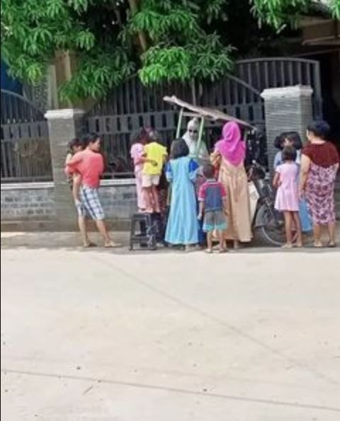 Beneran Beda, 3 Penjual Langka Ini Nggak Banyak Ditemui